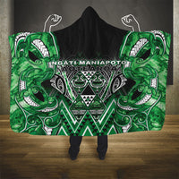 Aotearoa Ngati Maniapoto Hooded Blanket Maori Tribal Green Paua Shell Pattern