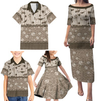 Hawaii Christmas In July Family Matching Puletasi and Hawaiian Shirt Beige Mele Kalikimaka Sea Animals