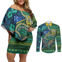 Personalised Solomon Islands Independence Day Couples Matching Off Shoulder Short Dress and Long Sleeve Button Shirt Crocodile Hibiscus Tribal Pattern DT05 Green - Polynesian Pride