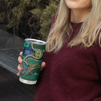 Personalised Solomon Islands Independence Day Tumbler Cup Crocodile Hibiscus Tribal Pattern