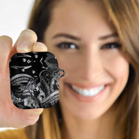 Maori Romantic Valentine AirPods Case The Hongi Kiss Black Galaxy DT05 - Polynesian Pride