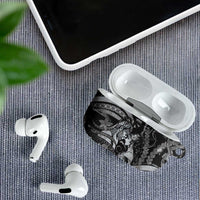 Maori Romantic Valentine AirPods Case The Hongi Kiss Black Galaxy DT05 - Polynesian Pride