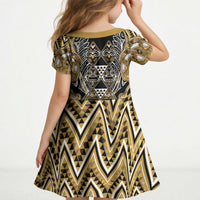 Aotearoa Waikato Tainui Kid Short Sleeve Dress Maori Light Gold Tribal Paua Shell Pattern