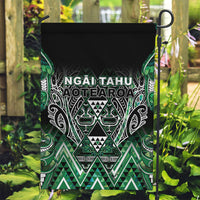 Aotearoa Ngai Tahu Garden Flag Maori Tribal Dark Green Paua Shell Pattern