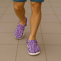 Hawaii Maile Lei Clogs Shoes With Violet Monstera Pattern - Polynesian Pride
