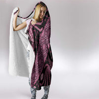 Indonesia Batik Pattern Hooded Blanket Pink Version