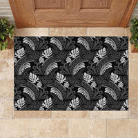 Grayscale Monstera Rubber Doormat Polynesian Tribal Pattern - Polynesian Pride