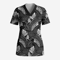 Grayscale Monstera Scrub Top Polynesian Tribal Pattern - Polynesian Pride