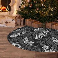 Grayscale Monstera Tree Skirt Polynesian Tribal Pattern - Polynesian Pride