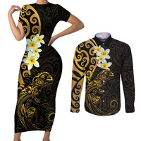 New Zealand Tuatara Plumeria Couples Matching Short Sleeve Bodycon Dress and Long Sleeve Button Shirt Maori Gold Koru Tribal Tattoo
