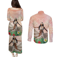 Woman Polynesian Tattoos Couples Matching Puletasi and Long Sleeve Button Shirt Tropical Flower - Peach Fuzz Color