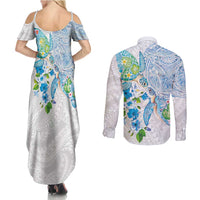 Hawaiian Couple Turtles Honi Couples Matching Summer Maxi Dress and Long Sleeve Button Shirt Polynesian Art Motifs and Hibiscus White Blue Color - Polynesian Pride