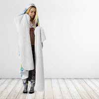 Hawaiian Couple Turtles Honi Hooded Blanket Polynesian Art Motifs and Hibiscus White Blue Color - Polynesian Pride