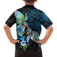 Hawaiian Couple Turtles Honi Family Matching Puletasi and Hawaiian Shirt Polynesian Art Motifs and Hibiscus Black Blue Color - Polynesian Pride