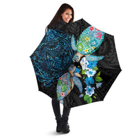Hawaiian Couple Turtles Honi Umbrella Polynesian Art Motifs and Hibiscus Black Blue Color - Polynesian Pride