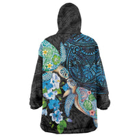 Hawaiian Couple Turtles Honi Wearable Blanket Hoodie Polynesian Art Motifs and Hibiscus Black Blue Color - Polynesian Pride