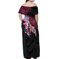 Hawaiian Couple Turtles Honi Off Shoulder Maxi Dress Polynesian Art Motifs and Hibiscus Black Red Color - Polynesian Pride