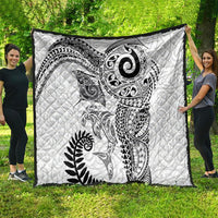Aotearoa Maori Sea Animals Tribal Quilt Manta Ray and Shark Moko Pattern White Color
