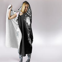 Hawaiian Manta Ray Tribal Hooded Blanket Polynesian Art Motifs Black Color