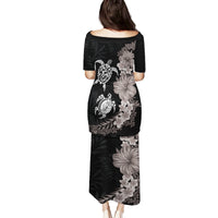 Hawaiian Flower and Tribal Turtle Family Matching Puletasi and Hawaiian Shirt Grayscale Mode