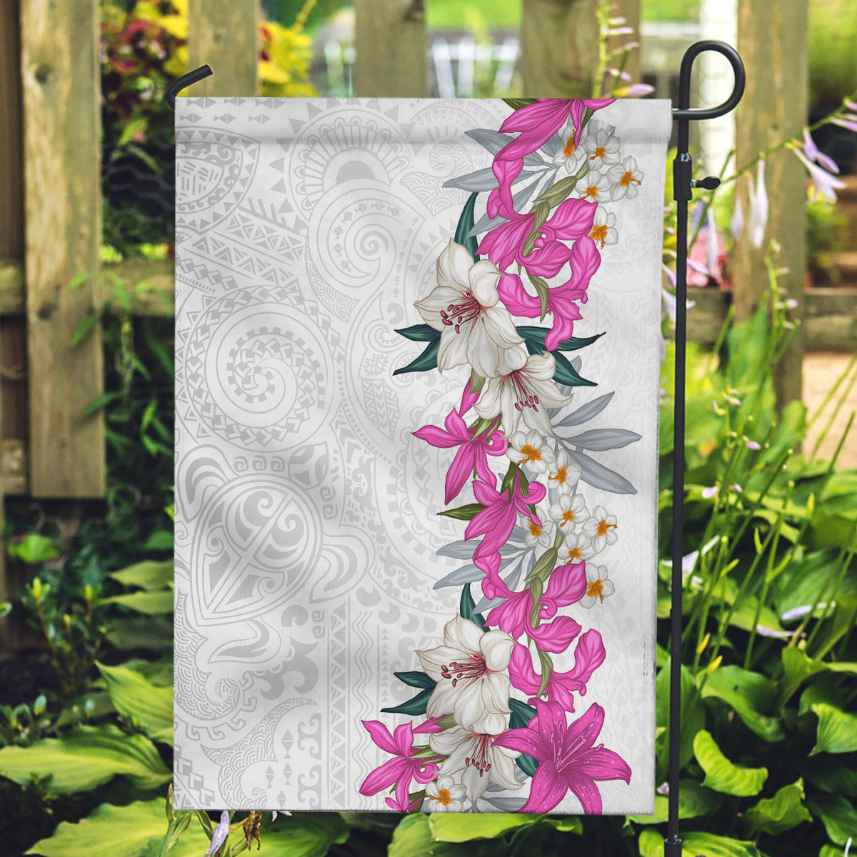 Hawaii Tropical Leaves and Flowers Garden Flag Tribal Polynesian Pattern White Style