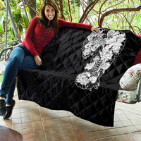 Hawaiian and Japanese Together Quilt Japanese Koi Fish Tattoo and Kakau Pattern Black Color LT03 - Polynesian Pride