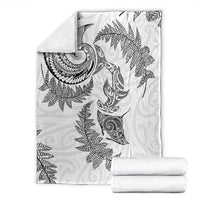 New Zealand Sea Animals with Maori Tribal Tattoo Blanket Shark Manta Ray with Silver Fern White