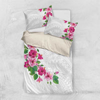 Hawaiian Hibiscus and Art Polynesian Tattoo Bedding Set White Color