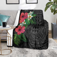 Hawaiian Tropical Plants Blanket Kakau Tattoo and Polynesian Pattern Half Black Color