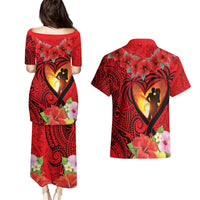 Hawaii Valentine Day Couples Matching Puletasi and Hawaiian Shirt Couple on Beach mix Hibiscus and Polynesian Tattoo LT03 - Polynesian Pride