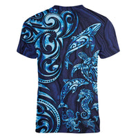 New Zealand Connecting with Seas Women V-Neck T-Shirt Maori Tribal and Sea Animals Tattoo - Sea Texture Glass Style