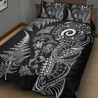 New Zealand Sea Animals Quilt Bed Set with Maori Koru Tribal Tattoo and Silver Ferns Black Color
