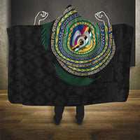 Torba Tribal Tattoo with Namele Leaves Hooded Blanket