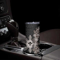 Hawaii and Philippines Together Skinny Tumbler Hibiscus Flower and Sun Badge Polynesian Pattern Grayscale