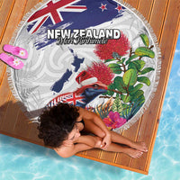 New Zealand Christmas Beach Blanket Meri Kirihimete-Tuatara and Pohutukawa White Color