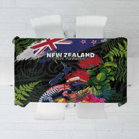 New Zealand Christmas Tablecloth Meri Kirihimete-Tuatara and Pohutukawa Black Color
