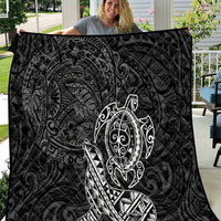 Hawaii Monk Seal and Dolphin Quilt Polynesian Kakau Pattern Black White Color LT03 Black - Polynesian Pride