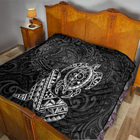 Hawaii Monk Seal and Dolphin Quilt Polynesian Kakau Pattern Black White Color LT03 - Polynesian Pride