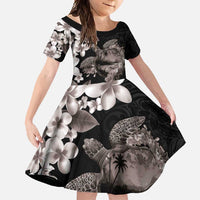 Hawaiian Lei Day Family Matching Tank Maxi Dress and Hawaiian Shirt Plumeria and Turtle with Polynesian Tribal Pattern Grayscale Color LT03 Daughter's Dress Black - Polynesian Pride
