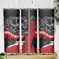 Aotearoa Toitu Te Tiriti Skinny Tumbler Honoring Te Tiriti o Waitangi - Maori Haka