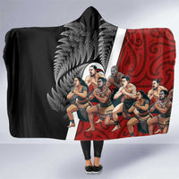 New Zealand Te Matatini Hooded Blanket Kapa Haka and Silver Fern - Maori Art Pattern