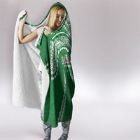 Hawaii Rainbow Warriors Hooded Blanket Polynesian Motif Green Color