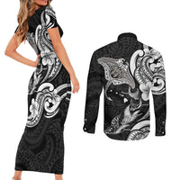 Hawaiian Manta Rays Couples Matching Short Sleeve Bodycon Dress and Long Sleeve Button Shirt Tribal Hibiscus Polynesian Tattoos Black Color - Polynesian Pride