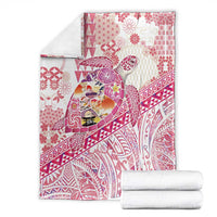 Hawaiian and Japanese Culture Together Blanket Tropical Honu with Japanese Elements Pink Color