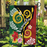 Melanesian Vanuatu Tribal Boar Tusk Garden Flag Tropical Plants and Namele Motifs - Polynesian Pride