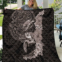 Hawaiian Plumeria and Hibiscus with Turtles Quilt Polynesian Art Grayscale - Polynesian Pride