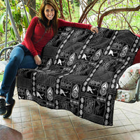 Papua New Guinea Heritage Motif Quilt Black Version