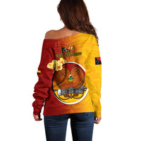 Papua New Guinea Madang Province Off Shoulder Sweater Mix Coat Of Arms Polynesian Pattern LT05 - Polynesian Pride