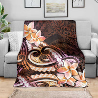 Polynesian Art Tattoo Blanket Plumeria Flowers Peach Gradient
