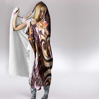 Polynesian Art Tattoo Hooded Blanket Plumeria Flowers Peach Gradient